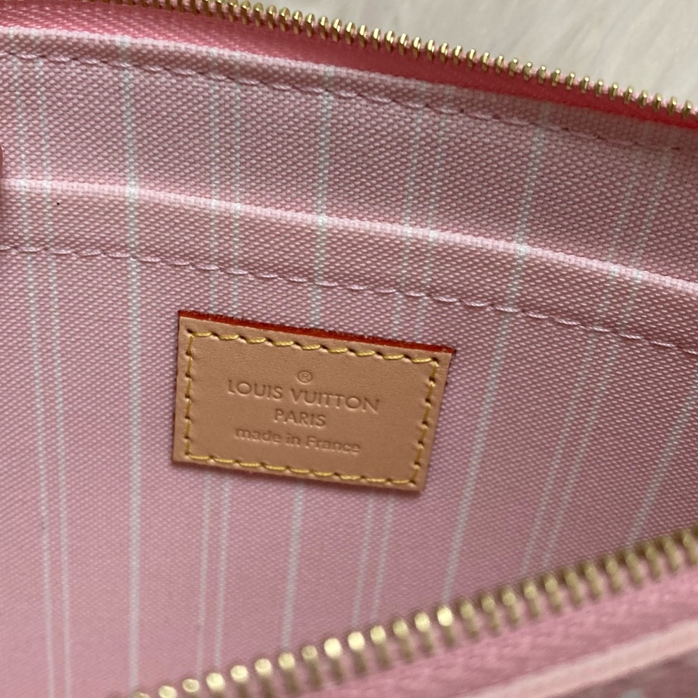 ✨💛Louis Vuitton💛✨ Neverfull Pouch By the Pool Light Pink & Yellow - Picture 7 of 12
